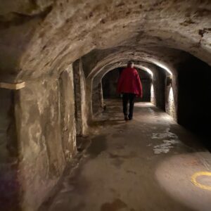 Hello Nürnberg! We toured the historic rock cellars below the city that were used for brewing, pickling, and air raid shelters in WW2. Then we had a fabulous dinner at @hausbrauerei.altstadthof, complete with local beer and whisky. ❤️🍻⛏🥃 @historische.felsengaenge