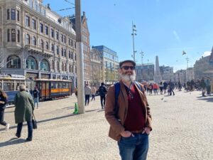 Amsterdam in the Spring! Canals and churches and cheese and tulips… ⛪️🧀🌷