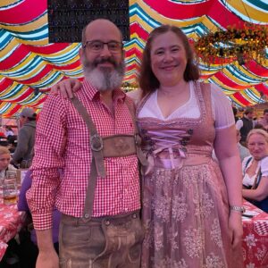 It was the 11th annual Bavarian-American Friendship Day, and we joined the Democrats Abroad (and a bunch of other Yanks) in the Hippodrom Festival Tent. It was crazy fun. The US Consul General came to our table to say hello! 🇺🇸🇩🇪 #fruehlingsfest #lederhosen #dirndl
