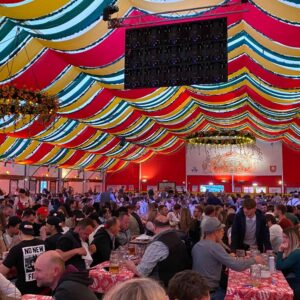 It was the 11th annual Bavarian-American Friendship Day, and we joined the Democrats Abroad (and a bunch of other Yanks) in the Hippodrom Festival Tent. It was crazy fun. The US Consul General came to our table to say hello! 🇺🇸🇩🇪 #fruehlingsfest #lederhosen #dirndl
