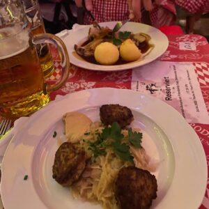 It was the 11th annual Bavarian-American Friendship Day, and we joined the Democrats Abroad (and a bunch of other Yanks) in the Hippodrom Festival Tent. It was crazy fun. The US Consul General came to our table to say hello! 🇺🇸🇩🇪 #fruehlingsfest #lederhosen #dirndl