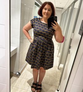 Bathroom selfie of my new Made590 Jessie dress featuring Rifle Paper Co. fabric! 👗😍 A few weeks ago, I saw my friend Jody Podbury wearing a beautiful Liberty print dress and asked her where she got it. She told me @made590 and I started following them on Insta. When I saw the new capsule range coming out, I had to go try them on… and two of them came home with me. 😉 The Made Squad