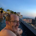 Sunset. Current mood: “We’re gonna live like kings! Damn hell ass kings!” ❤️ @ Marina Bay Sands