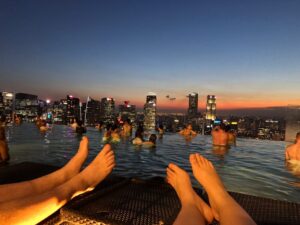 Sunset. Current mood: “We’re gonna live like kings! Damn hell ass kings!” ❤️ @ Marina Bay Sands