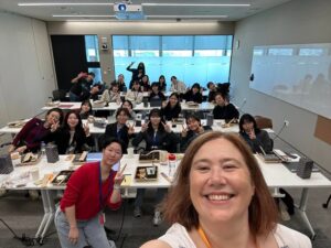 I had a wonderful time today at our lunchtime “women in tech” event at AWS Community Day Seoul. Thank you to my friends Dahye Ahn and Channy Yun for organising, and to everyone who attended! ❤️🙌 #awscommunityday #awskrug 🇰🇷