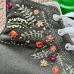 My sister Amy Carbo told me that my 15yo niece Indie was embroidering her own sneakers. “Cool,” I said, remembering how I used to doodle on mine. Then they sent me the photos. 🤯 They are STUNNING. Look at that. A TEENAGER DID THAT. 😍🐝🌸