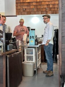 We finally made it to the Fawn River Coffee Co yesterday, and I had an iced coffee and a carrot cupcake. Great vibes and good food. Well done Anthony and Kara! ❤️☕️🧁