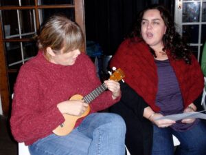 What do you do when the power's out at Knitting Camp? UKULELE SINGALONG!