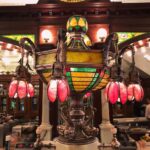 Columbus has a pretty amazing ice cream parlour with lots of beautiful antique soda fountains... @ Zaharakos
